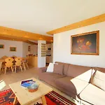 Chesa Sul Muot Apartment *